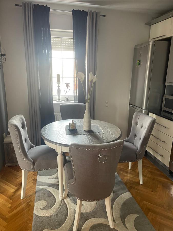 Lea-Lux Apartment Čačak Dış mekan fotoğraf