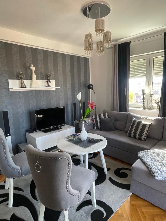 Lea-Lux Apartment Čačak Dış mekan fotoğraf