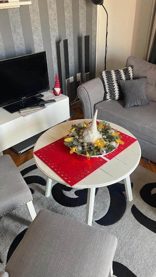 Lea-Lux Apartment Čačak Dış mekan fotoğraf